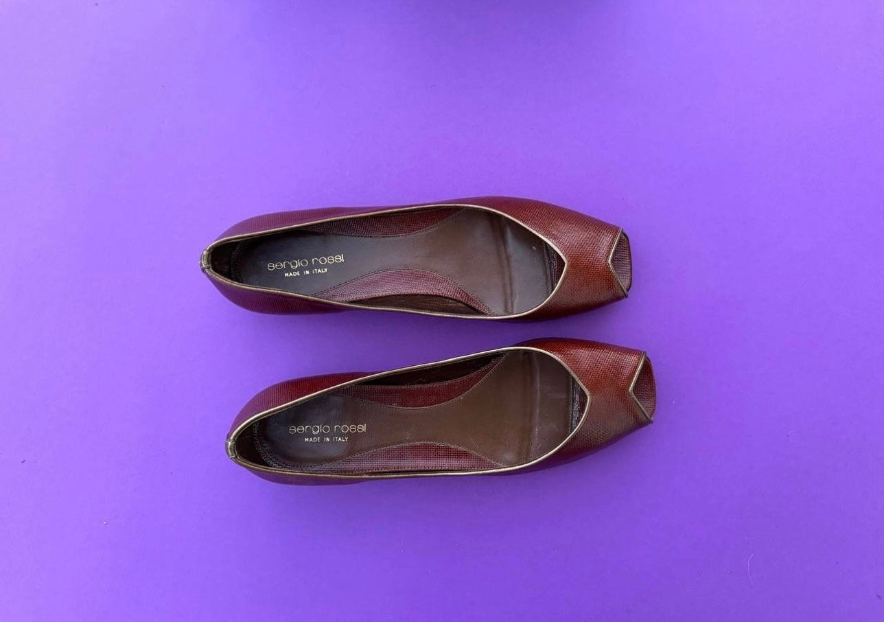 Brown Sergio Rossi leather shoes flats size 9 1/2 US, 41 eu. Italian shoes women pumps.