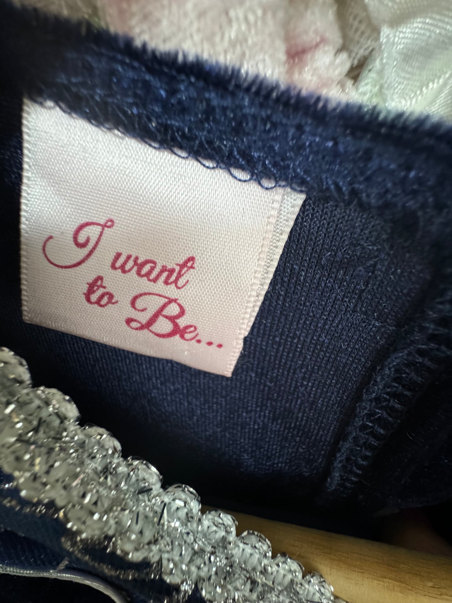 Preloved “I want to be” medieval dress and velvet poncho, for a 5-6years old girl