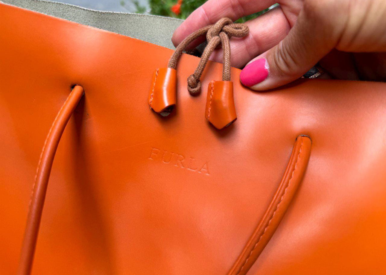 Vintage orange bag FURLA 1990s. Leather tote bag for summer, elegant woman gift.