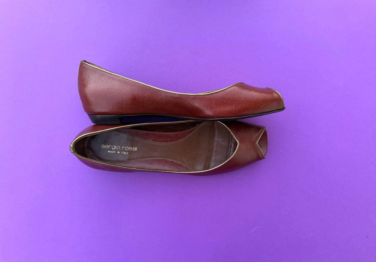 Brown Sergio Rossi leather shoes flats size 9 1/2 US, 41 eu. Italian shoes women pumps.