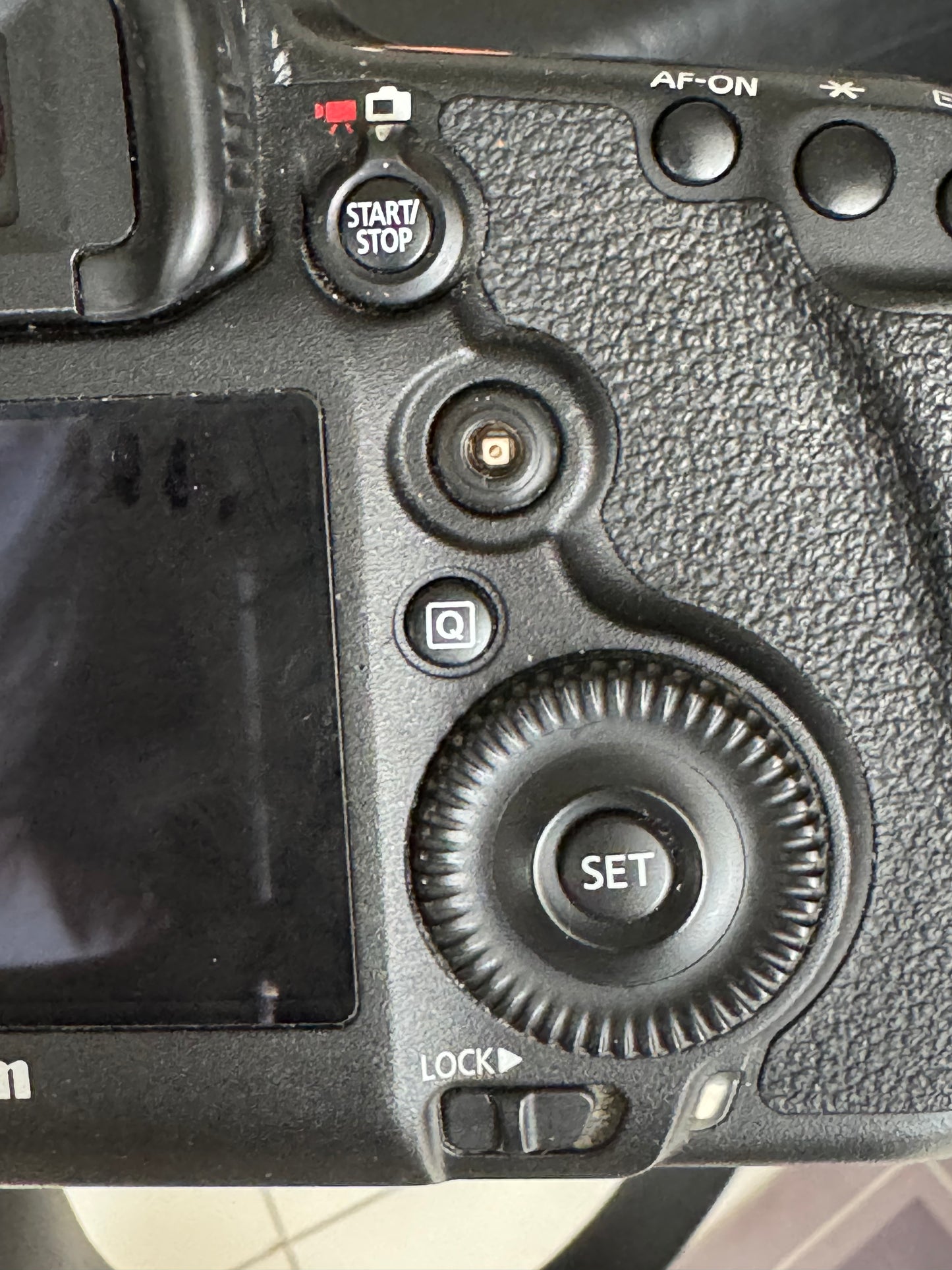 Canon camera 5d mark iii with 24-105 f4 lenses. Full set..