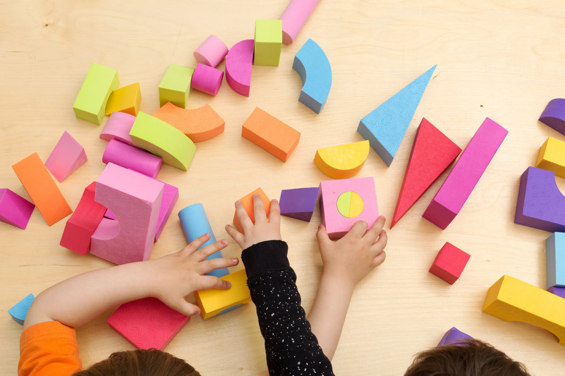 Kids toy bricks 