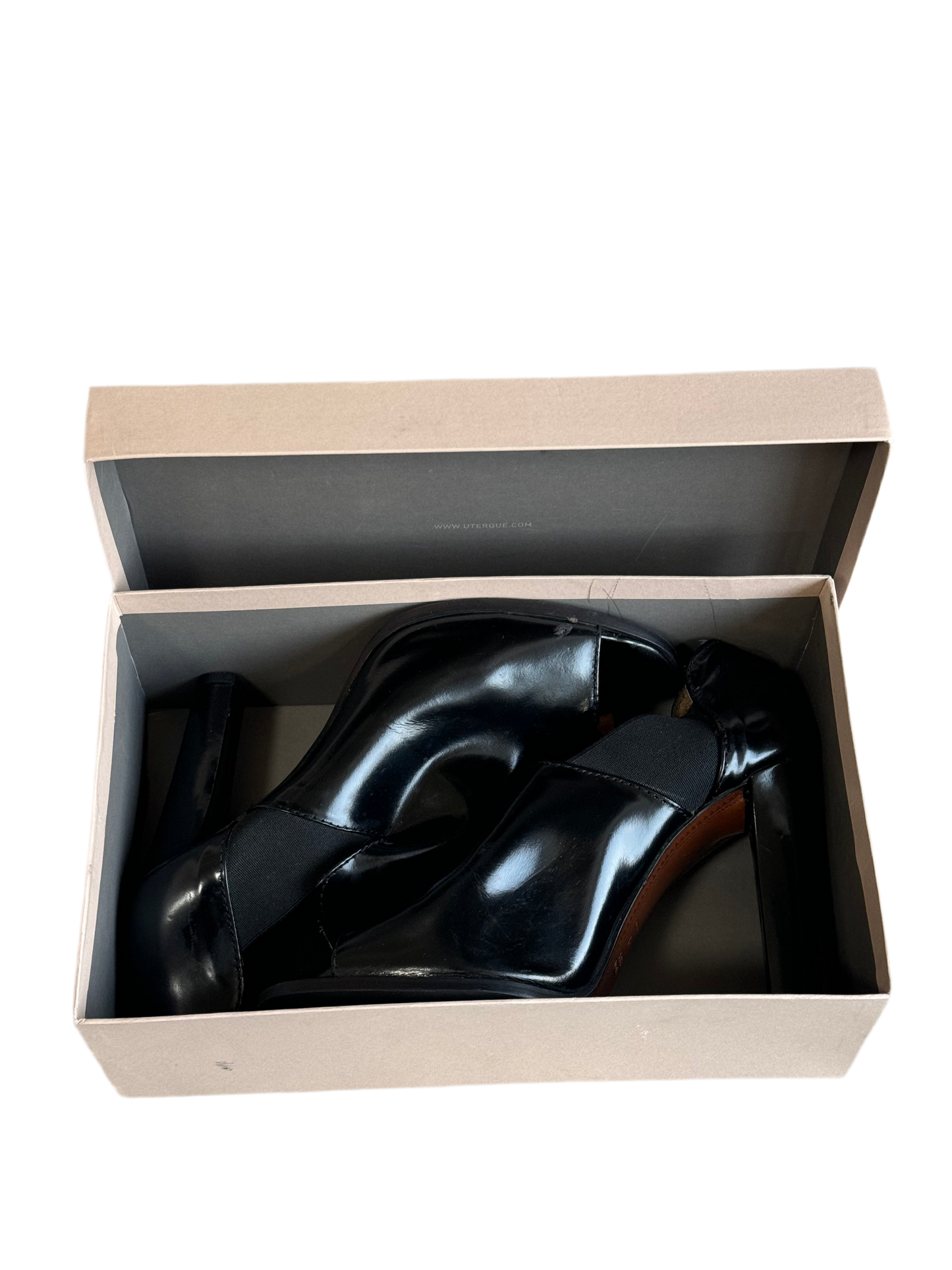 Uterque Ladies Shoes, size 41
