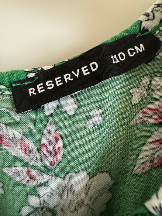 Dress “Reserved “,5/6 years