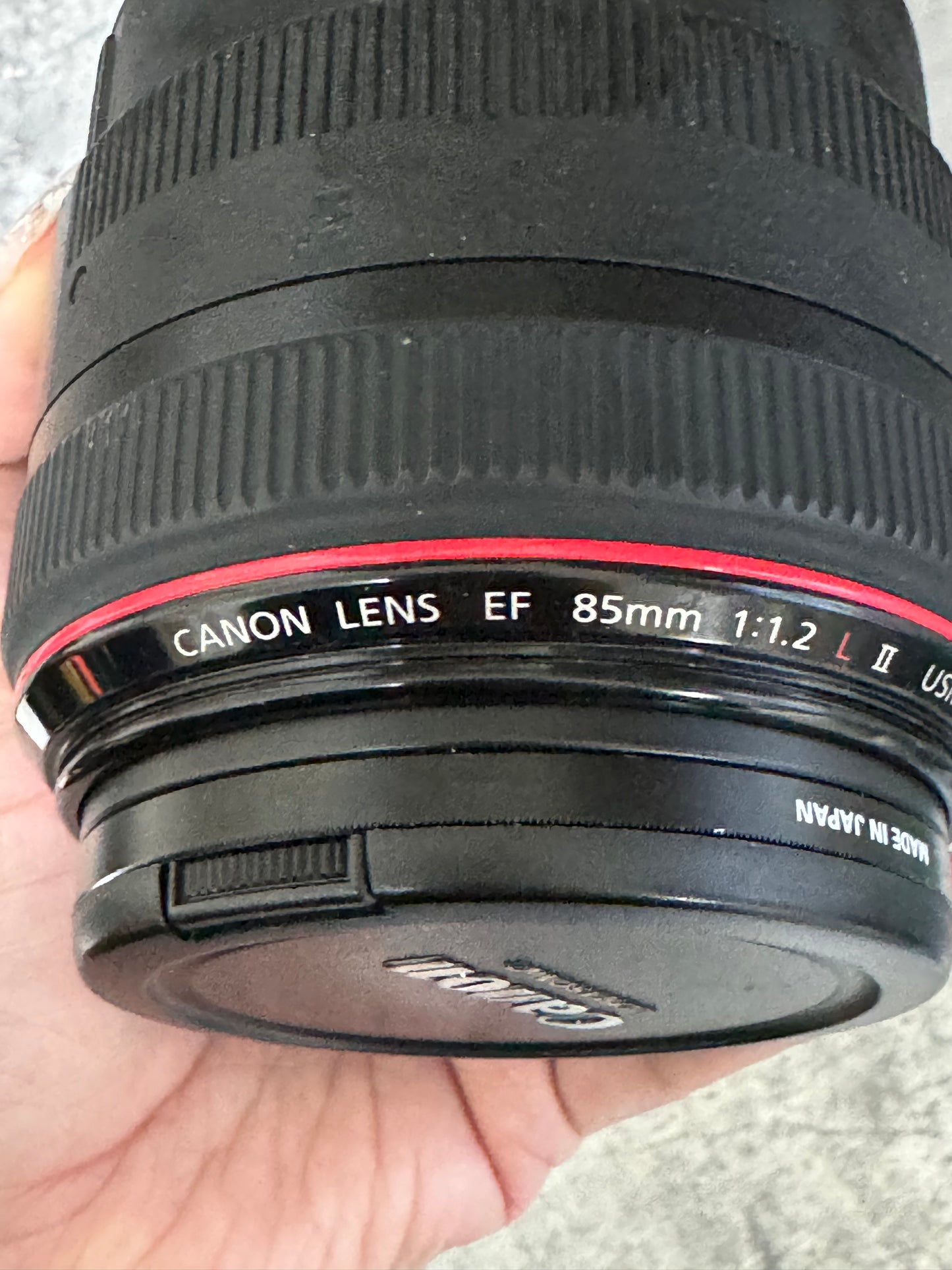 Canon fixed lenses EF 85mm USM f1.2