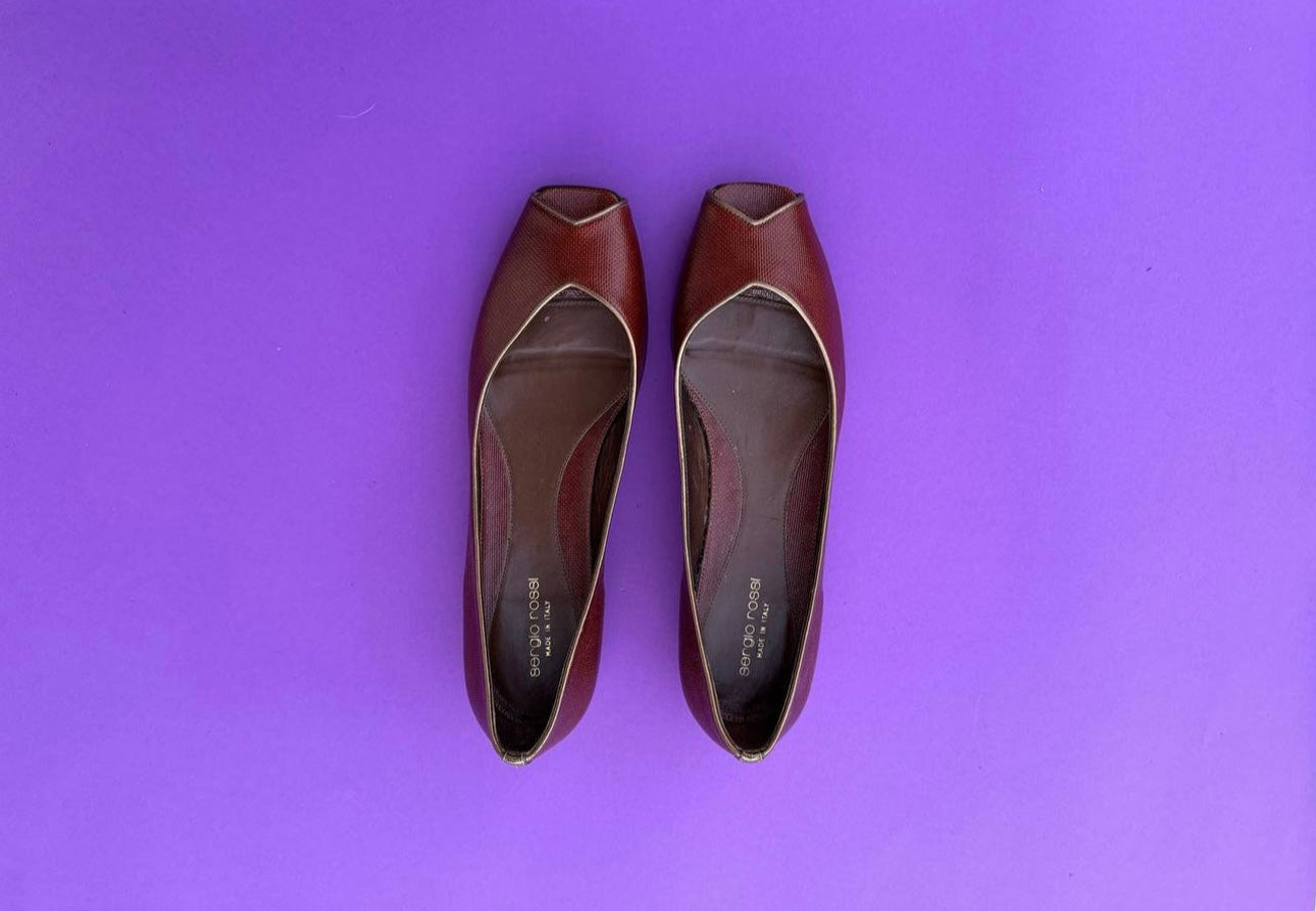 Brown Sergio Rossi leather shoes flats size 9 1/2 US, 41  eu. Italian shoes women pumps.