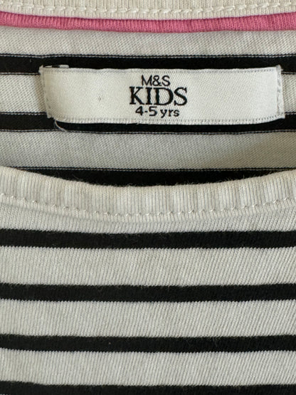M&S Kids long sleeved te-shirt, 4-5 years