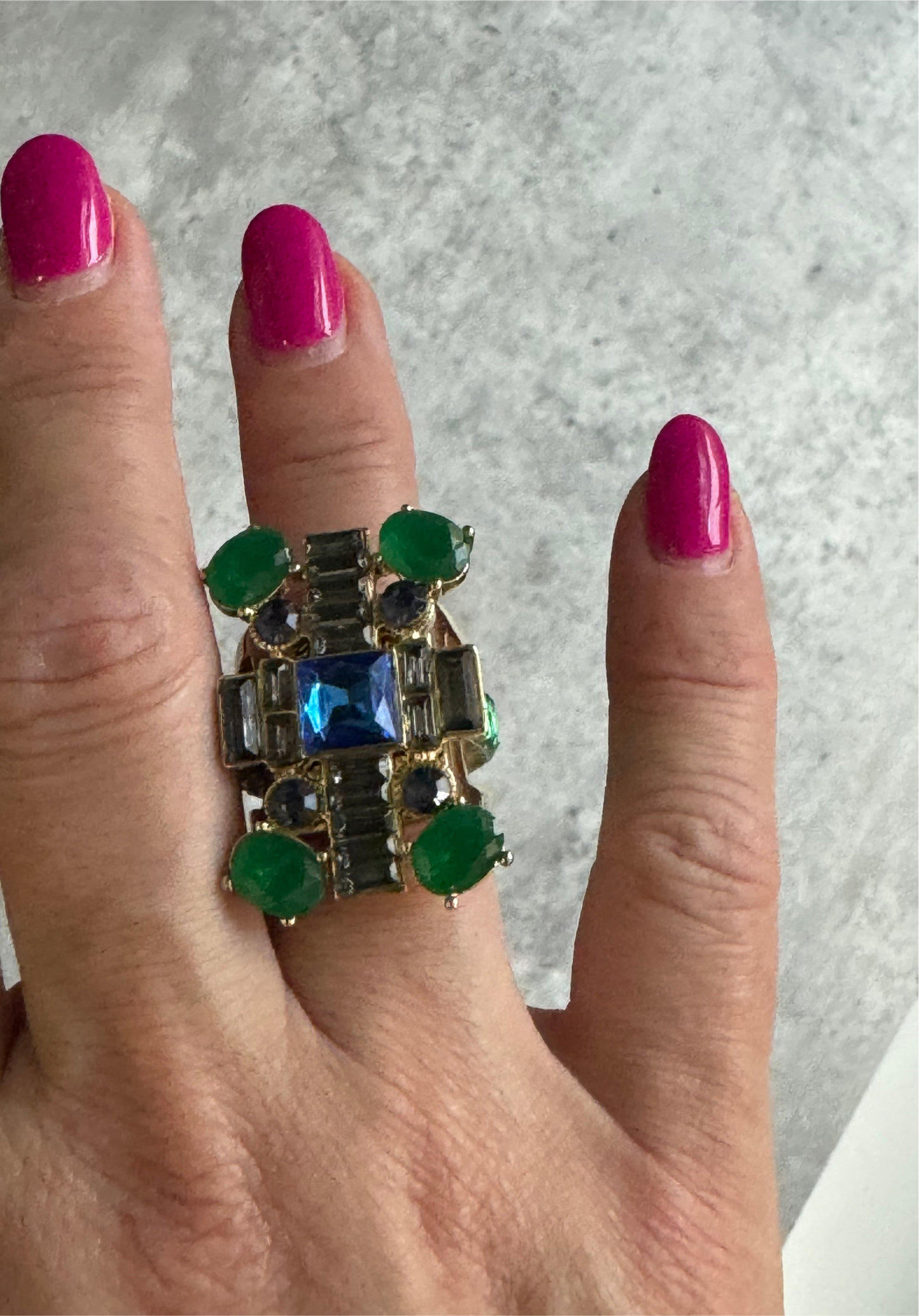 Uterque ring