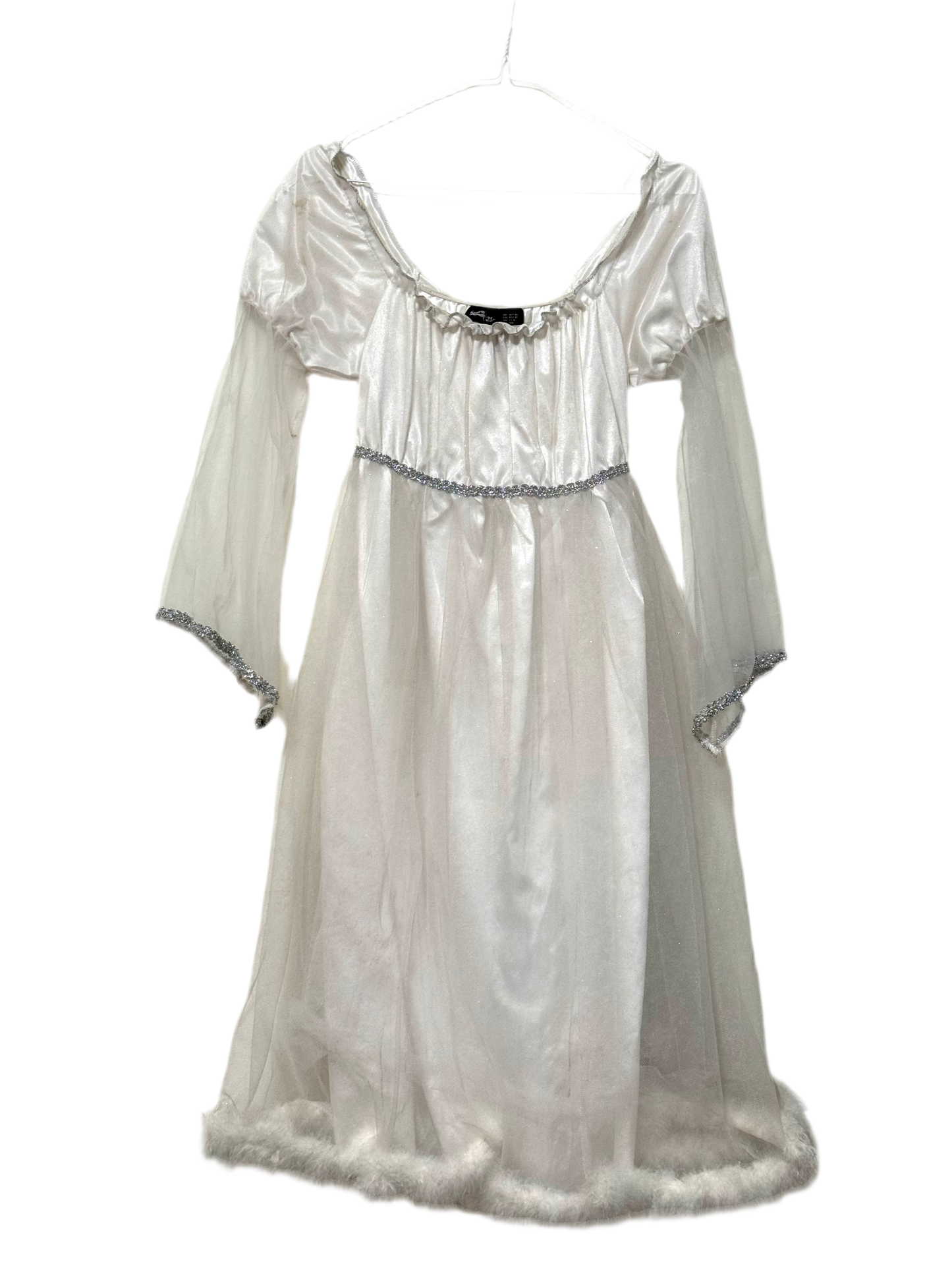 Hallow Seve TM dress, 7-8 years