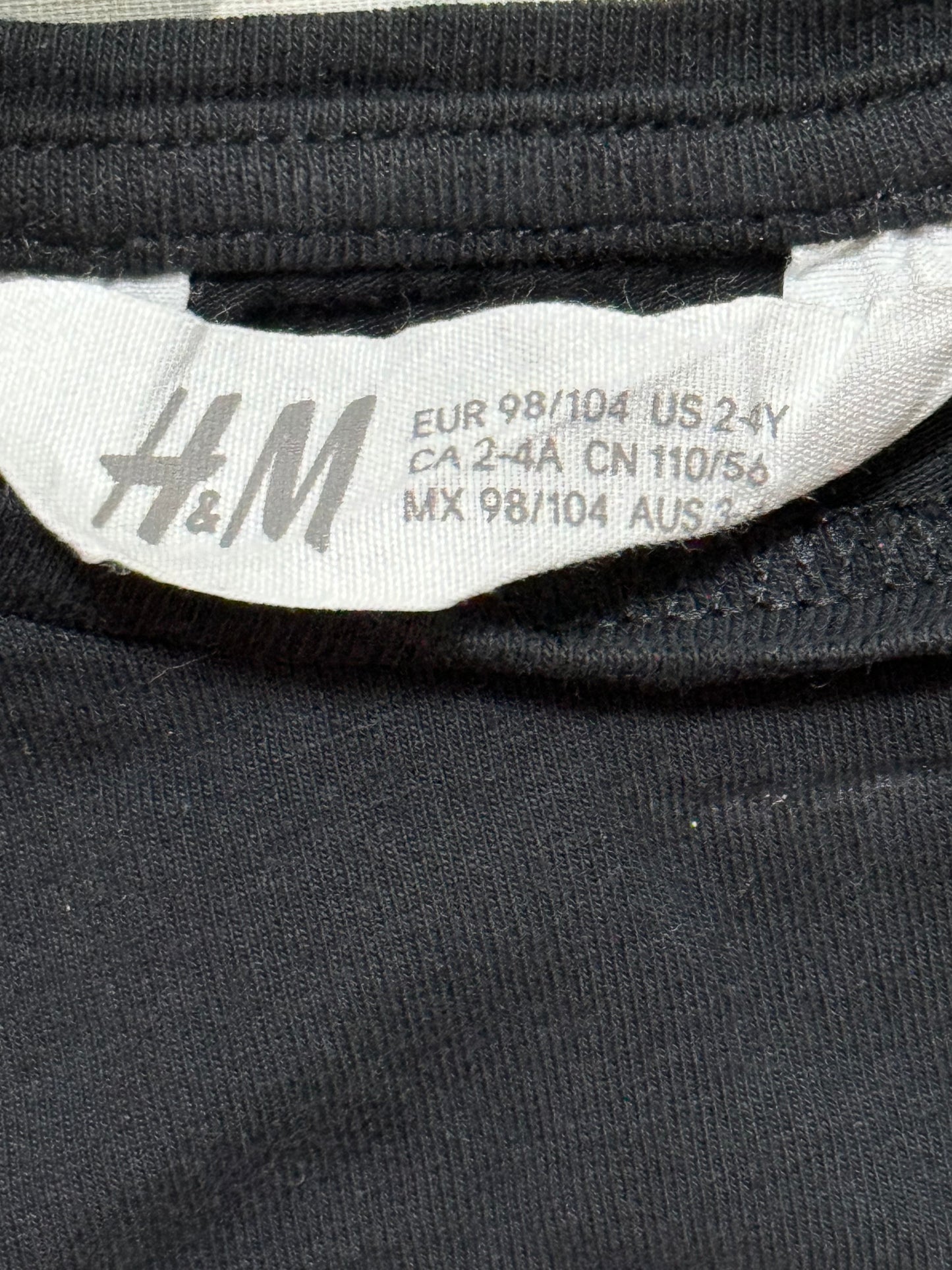 H&M twin skeletons t-shirts 2-4 years