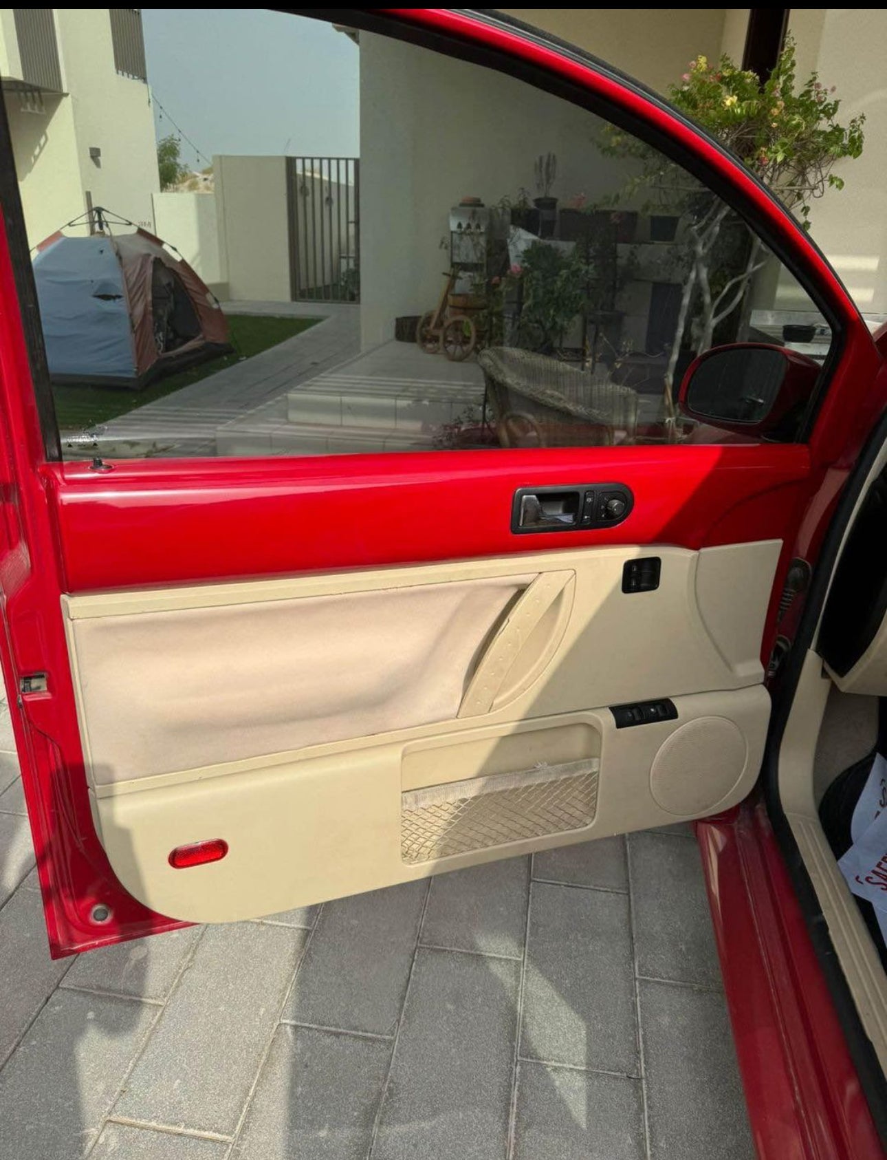 Volkswagen Beetle, 2010 model, red