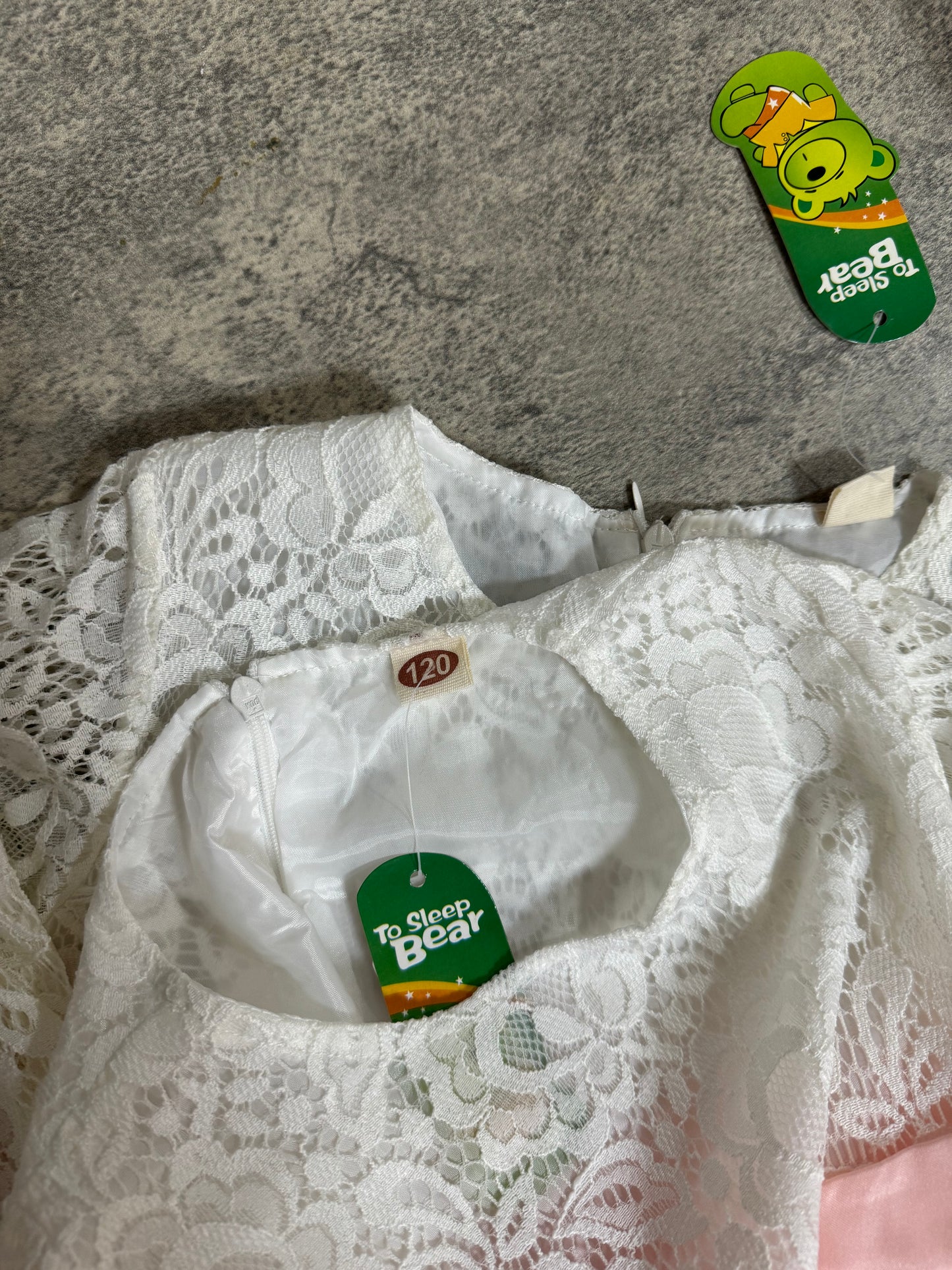 Party dresses for twins, new, with tags, height 120 cm