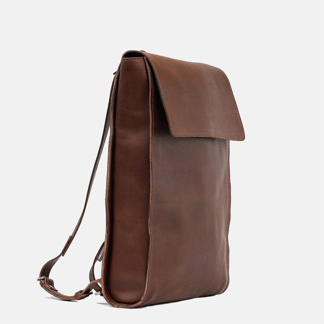 Leather laptop backpack - The Minimalist (Mahogany)